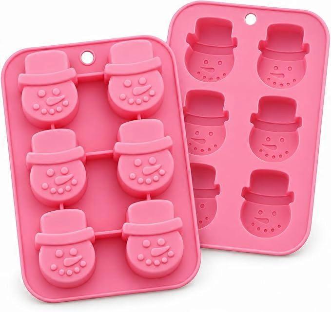 This set includes two non-stick silicone baking molds, perfect for bak