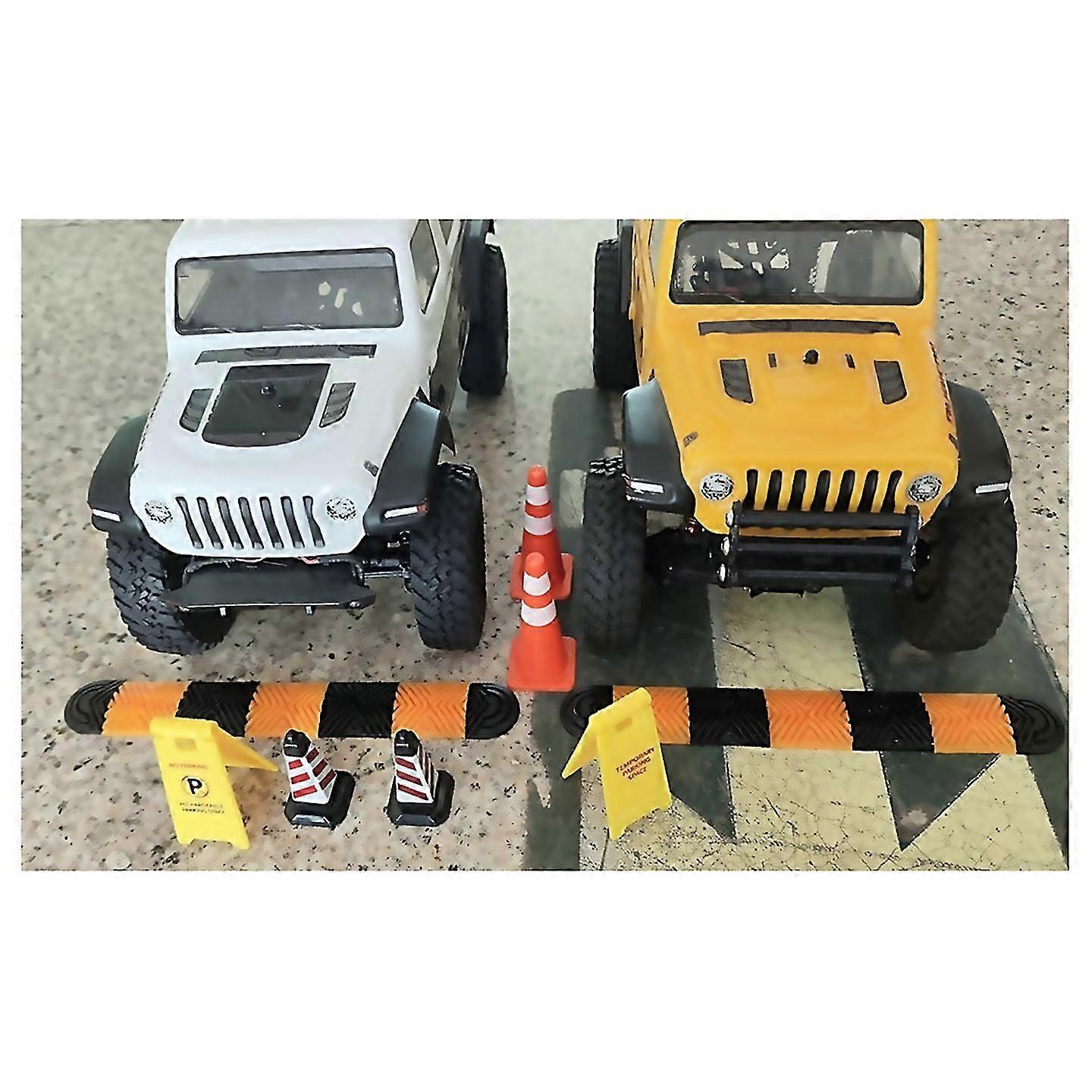 For 1pcs 118 Simulation Deceleration Beltspeed Hump Scene Accessories