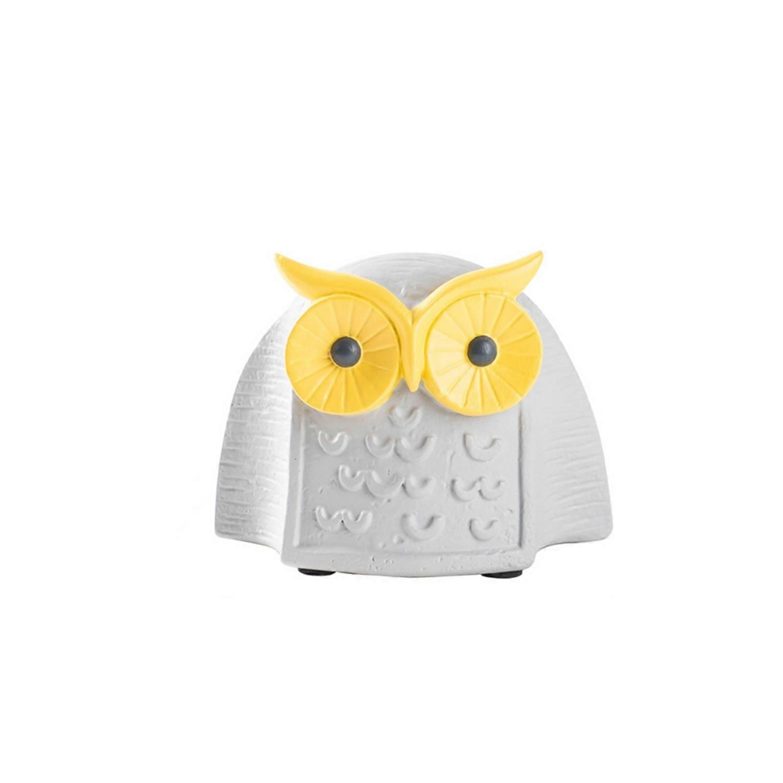 Resin Owl Figurine Versatile Tabletop Decor Nature-Inspired for Bedside Table