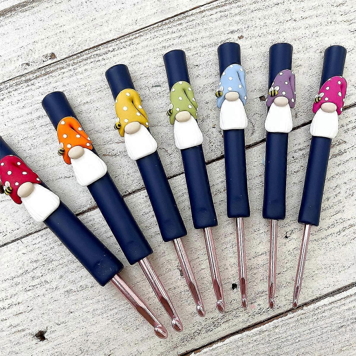 مجموعة من 7 خطافات كروشيه قوس قزح جنوم ، مجموعة خطاف الكروشيه ، مقبض مريح قوس قزح الكروشيه هوك لمحبي خطاف الكروشيه الكروشيه