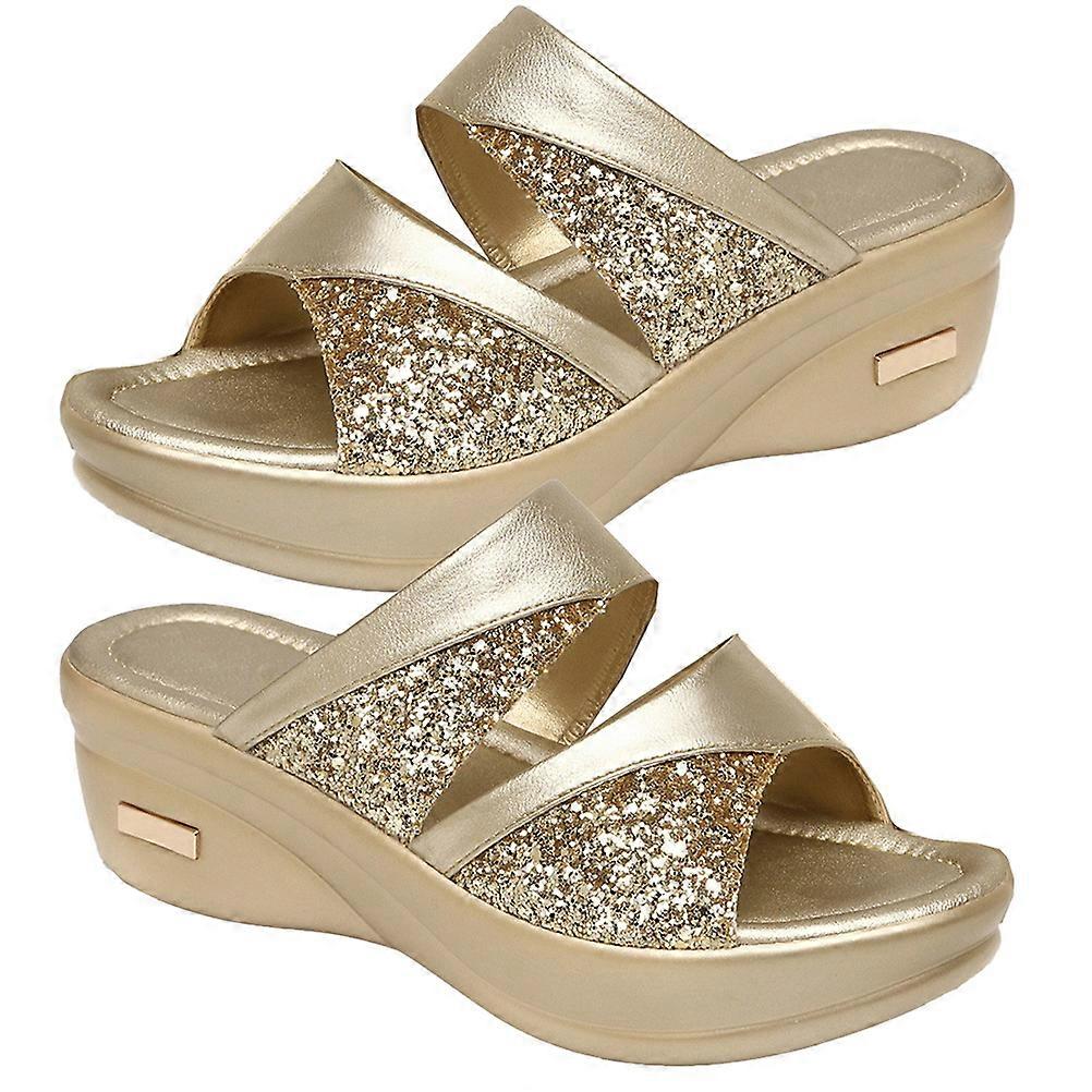 Functional Beach Sandal, Ideal for Comfort and Style During Warm Weather