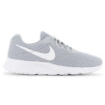 Nike Tanjun - Damen Sneakers Schuhe Grau DJ6257-003