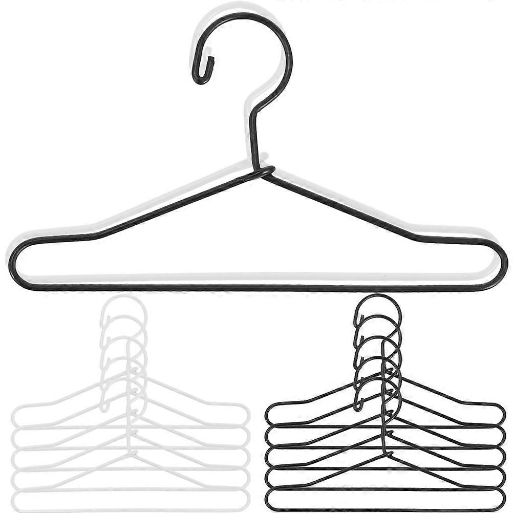 20pcs Miniature Doll Clothes Hangers in Black and White – Wardrobe Organization Accessories for Dollhouses and Miniature Homes