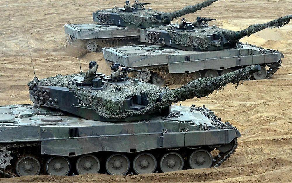 ARMY TANKS  Jigsaw Puzzles(WARS)  TD830