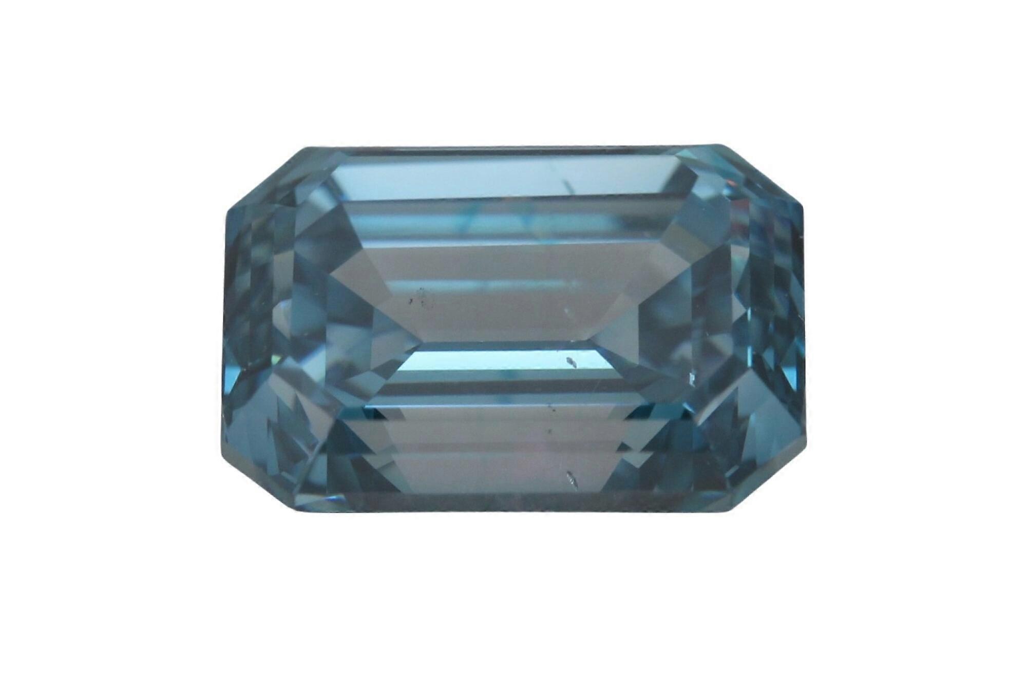 Emerald Natural Mined Loose Diamond (2.76 Ct Fancy Intense Blue(Irradiated) VS2(Enhanced) Clarity) IGL