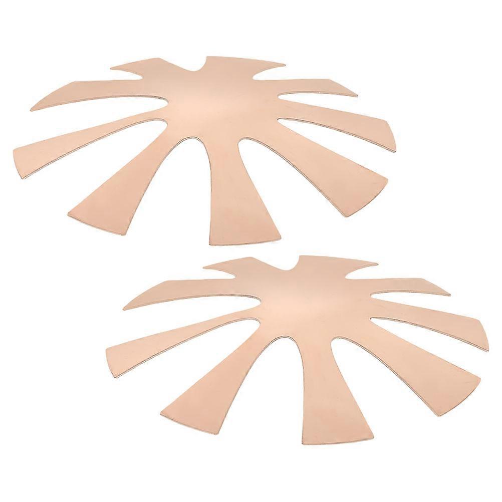 French Manicure Nail Art Tool with V Shaped Design for Home Use Golden Iron Material Portable and Durable 2pcs