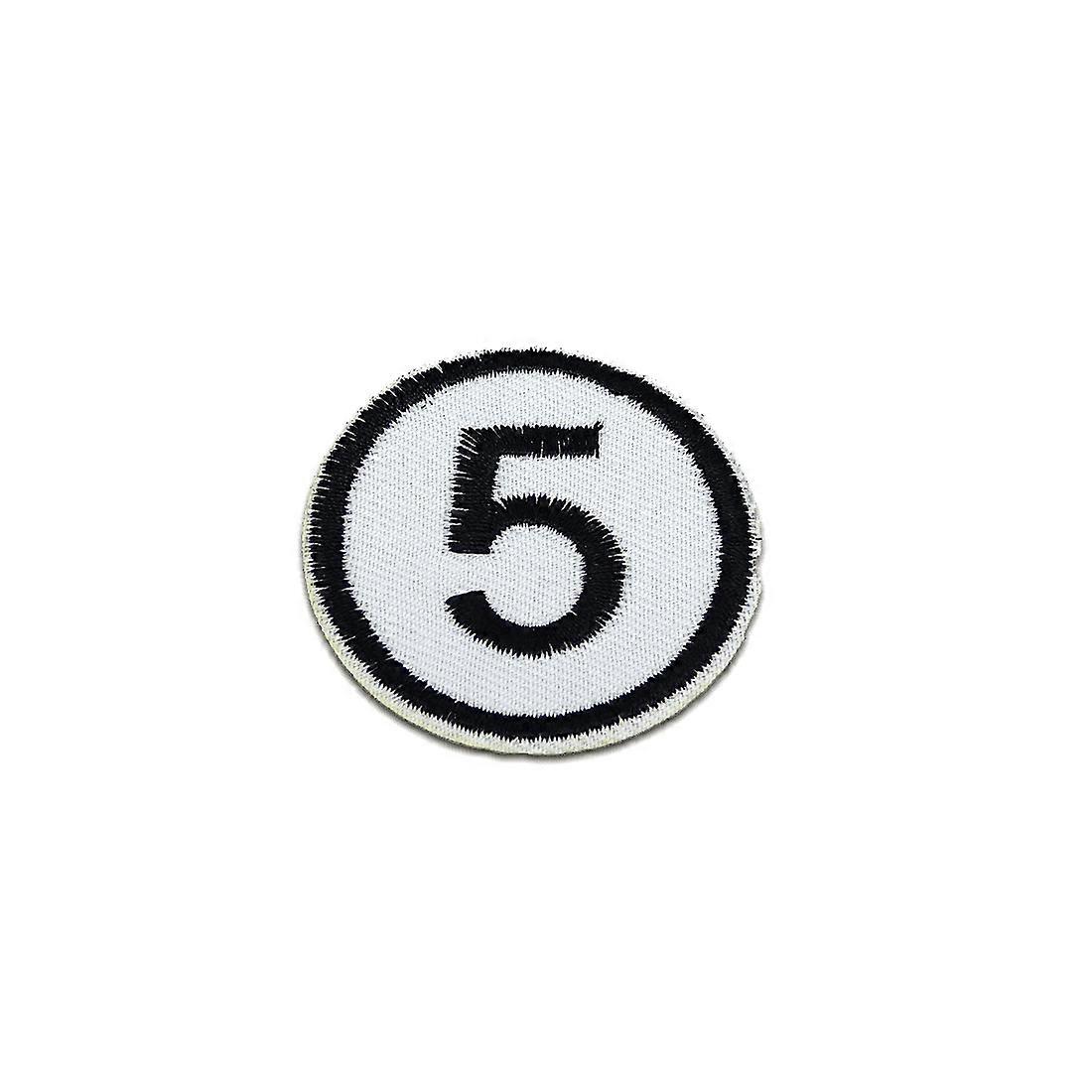 Patch / Iron-on Patch - Fem nummer 5 - Hvid - 4.8x4.8cm - Patch