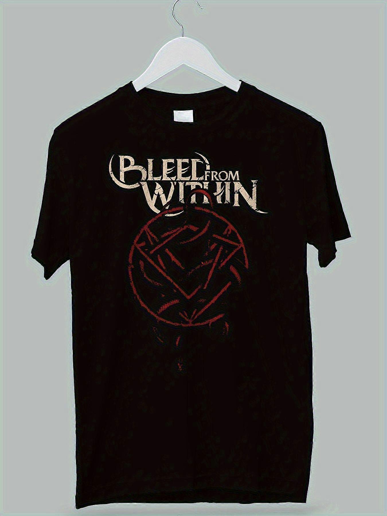 تي شيرت رجالي ينزف من داخل تي شيرت جرافيك - طباعة شعار الفرقة الأحمر والذهبي ، رقبة مستديرة من القطن الأسود ، قابل للغسل في الغسالة ، مقاس عادي كاسو SZCBM128