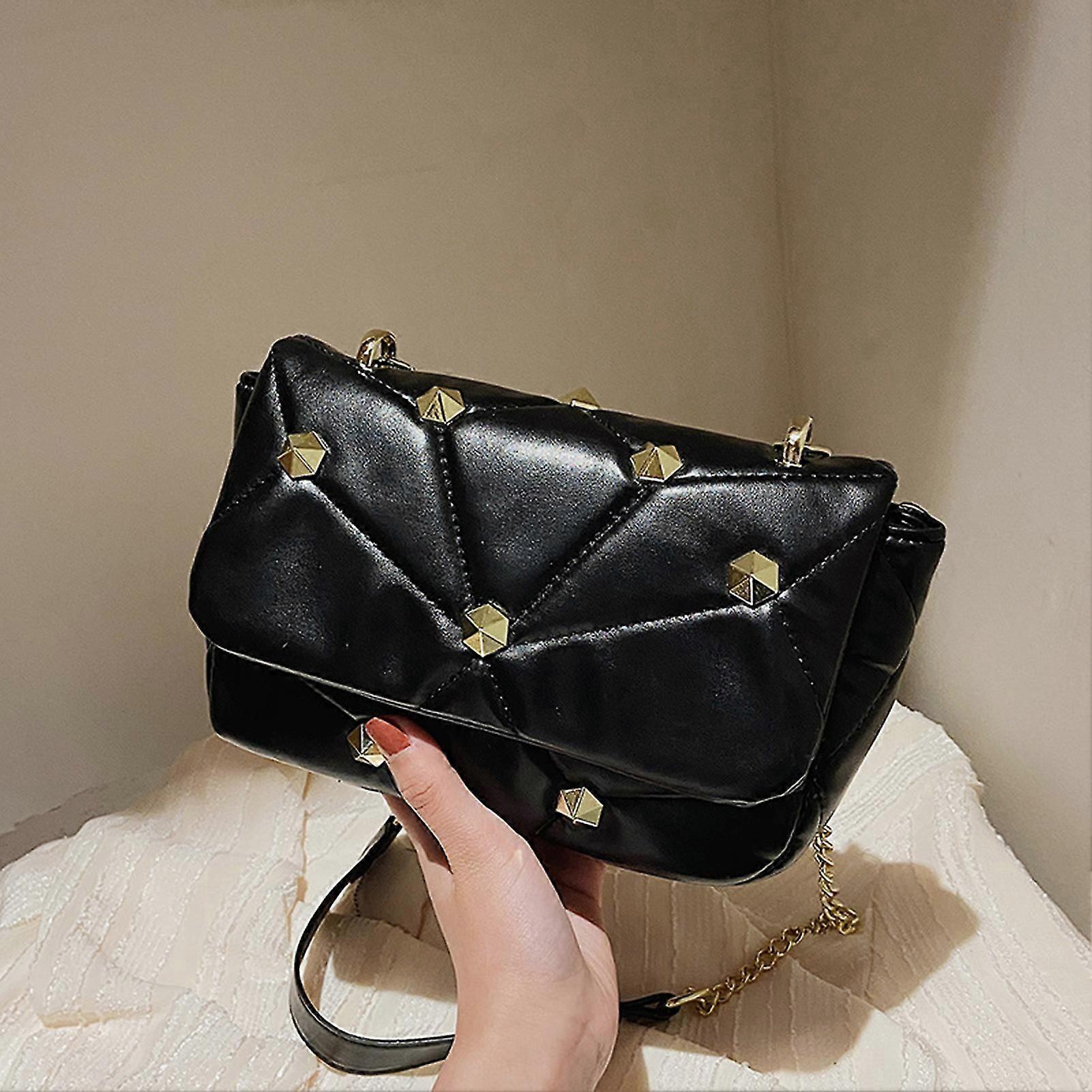 Belt Bag For Men & Women With Adjustable Straps