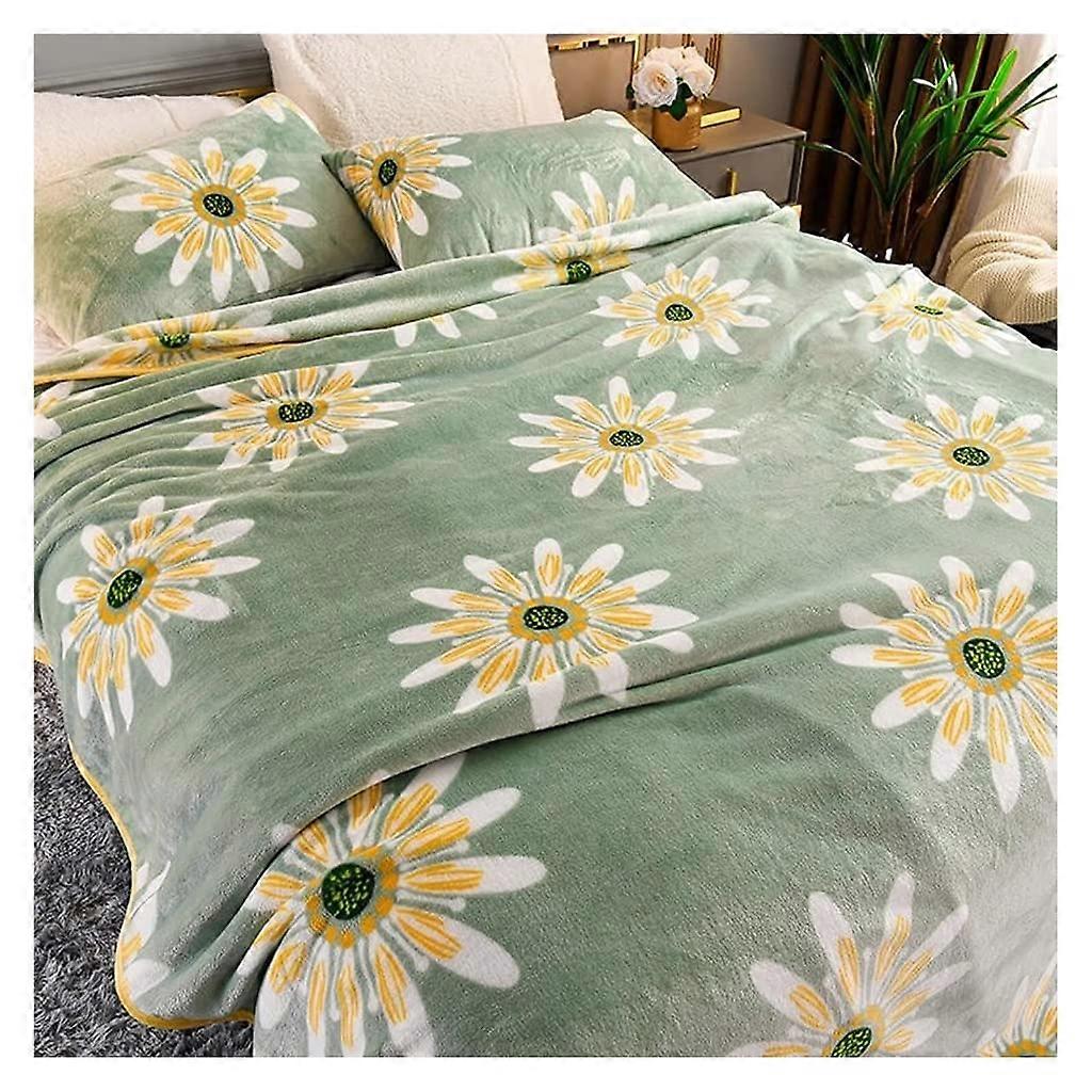 Blanket Cuddly Soft Fleece Throw for Bed, Couch, Ultra Luxurious (150x200cm)