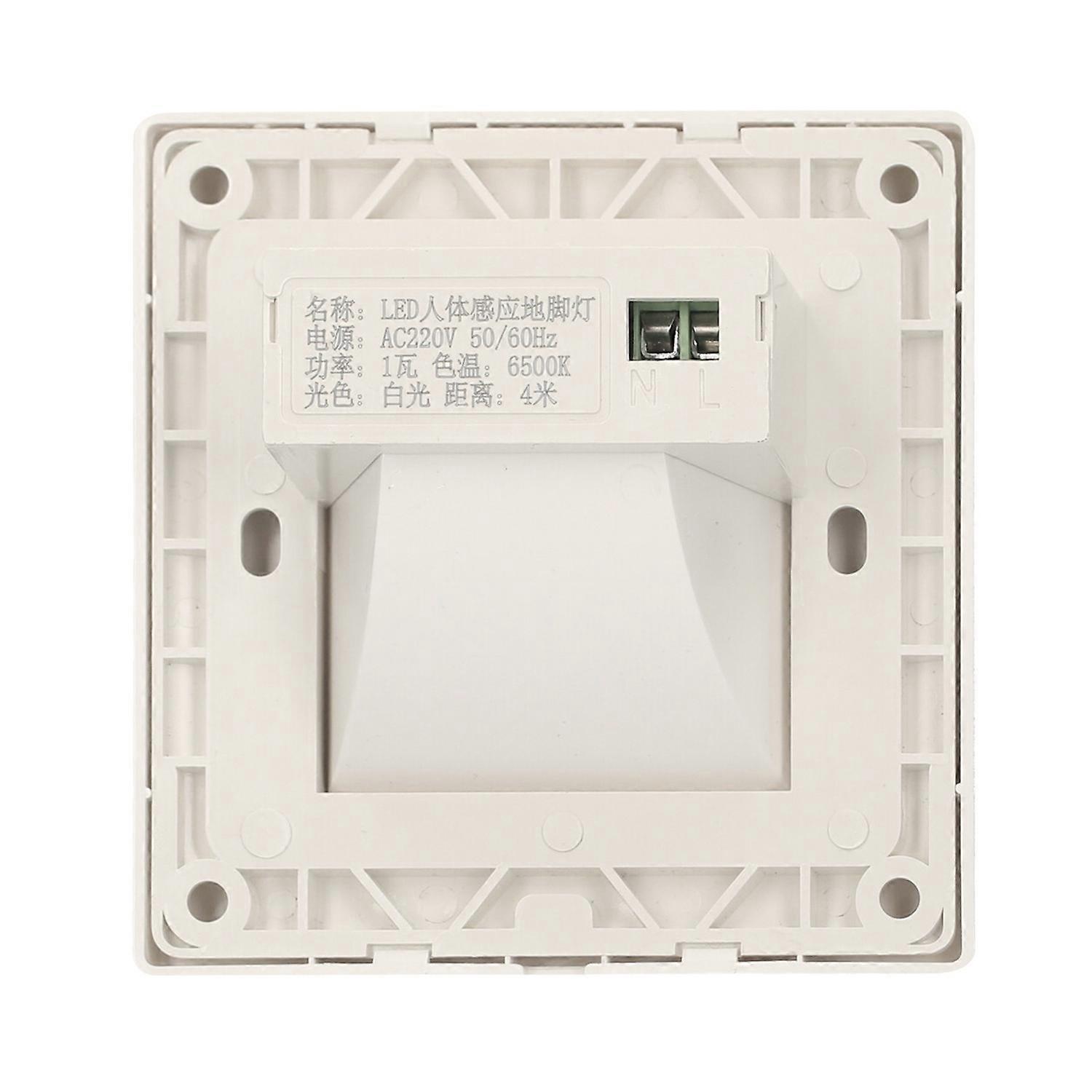 Feature:
1. Built in PIR motion sensor, the light will auto turn on when it detects human activity i