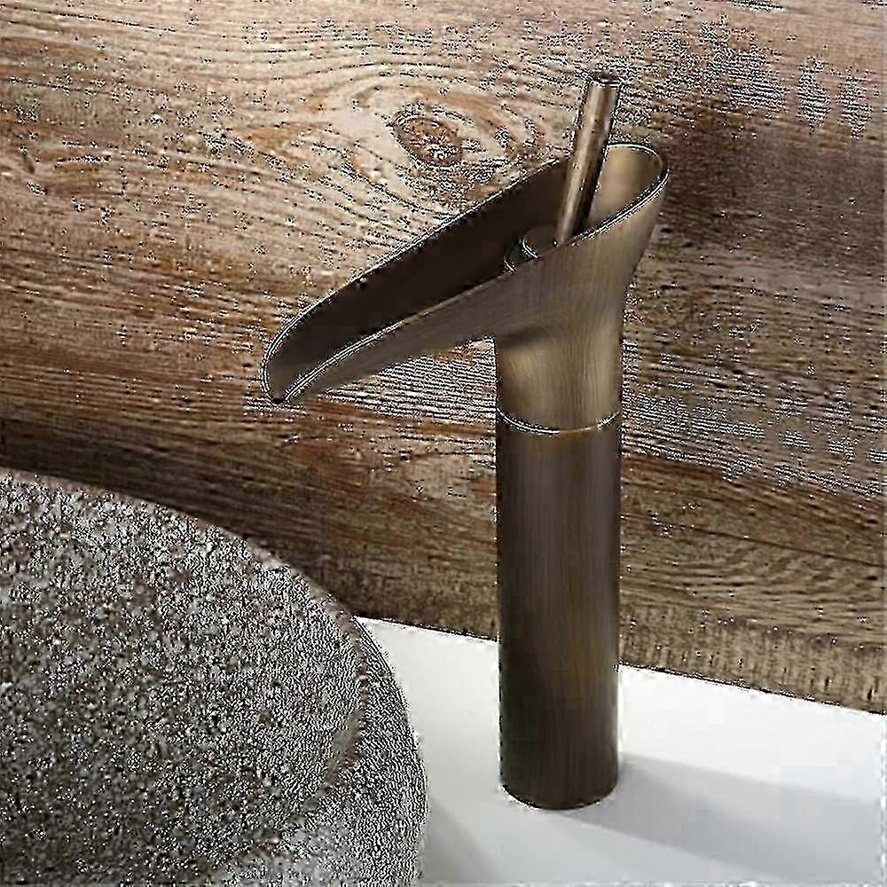 Vintage Brass Single-Hole Basin Mixer Tap