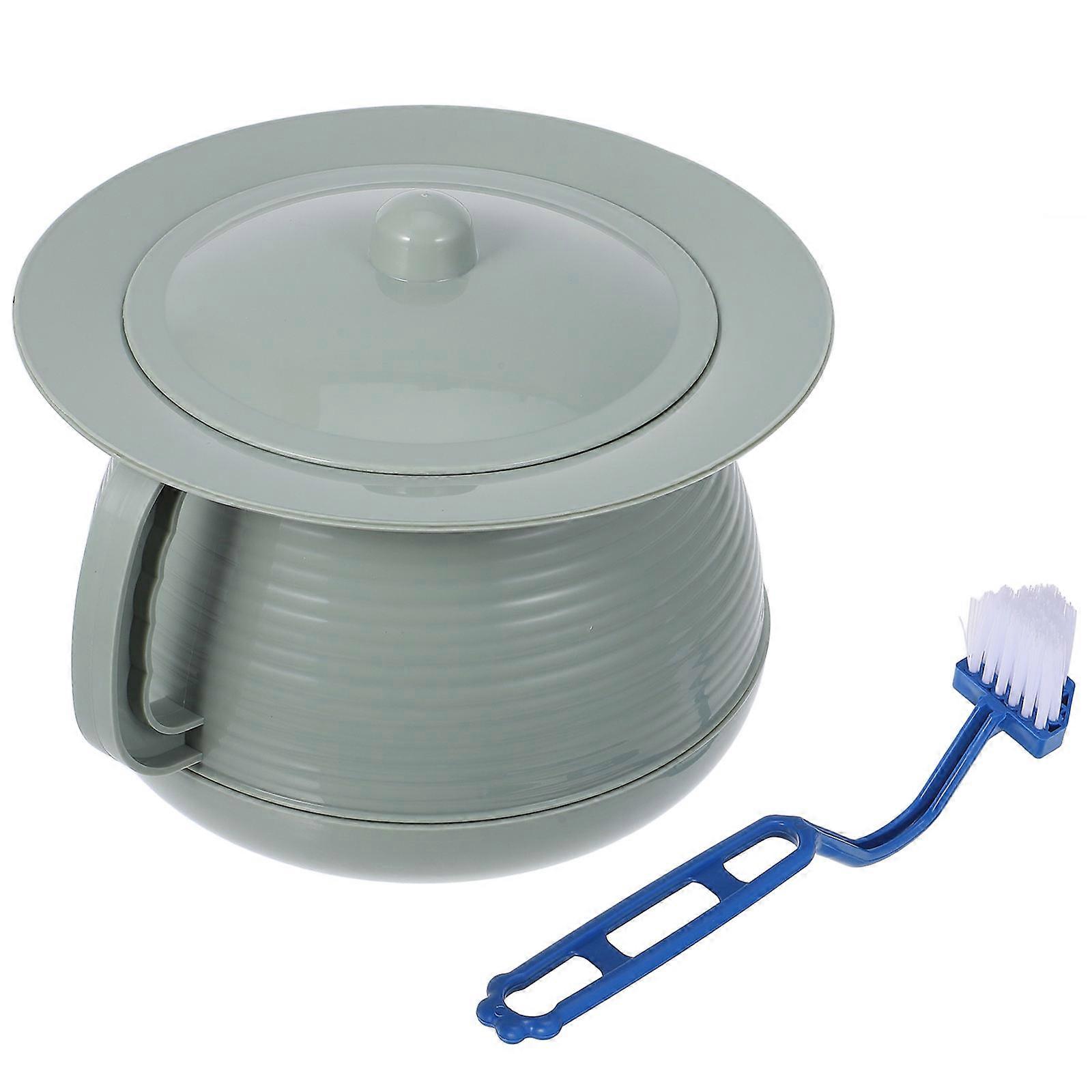 Green Potty Urinal with Lid and Handle for Bedroom Use Made of Durable PP Material 1 Set