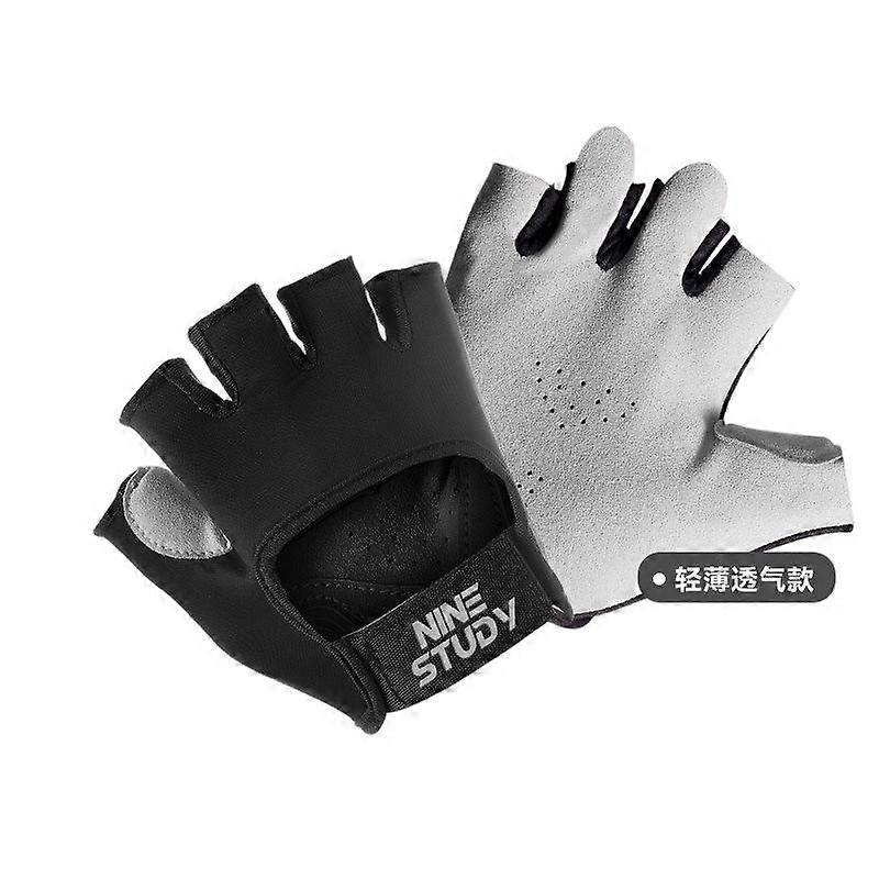 Half-finger sports gloves with multiple sizes available, anti-slip and anti-cocoon for sports assistance