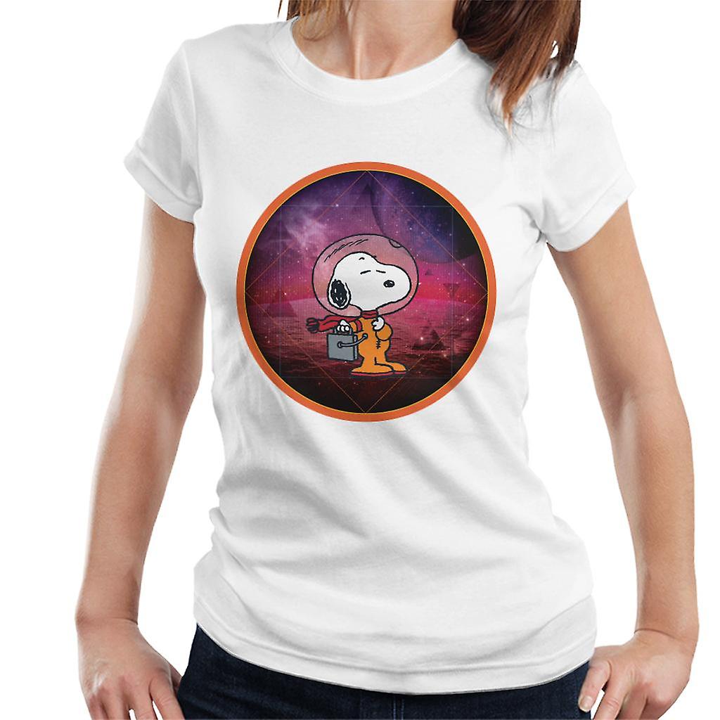 Peanuts Snoopy Chilling On A Starry Planet Women's T-Shirt