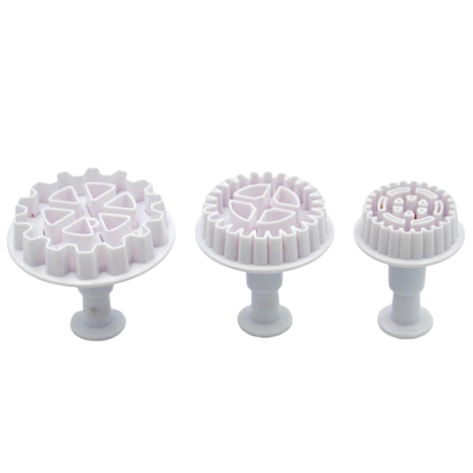 1 Set Cookie Cutters Gear Shape Anti-aging Plastic Easy to Use Fondant Cutter Cake Decorating Tools