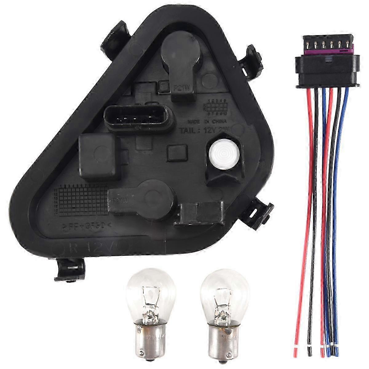 suitable for 63217313044 Rear Right Side Tail Light Bulb Holder Tail Light Panel Bulb Socket Auto For BMW 320I 3-jc