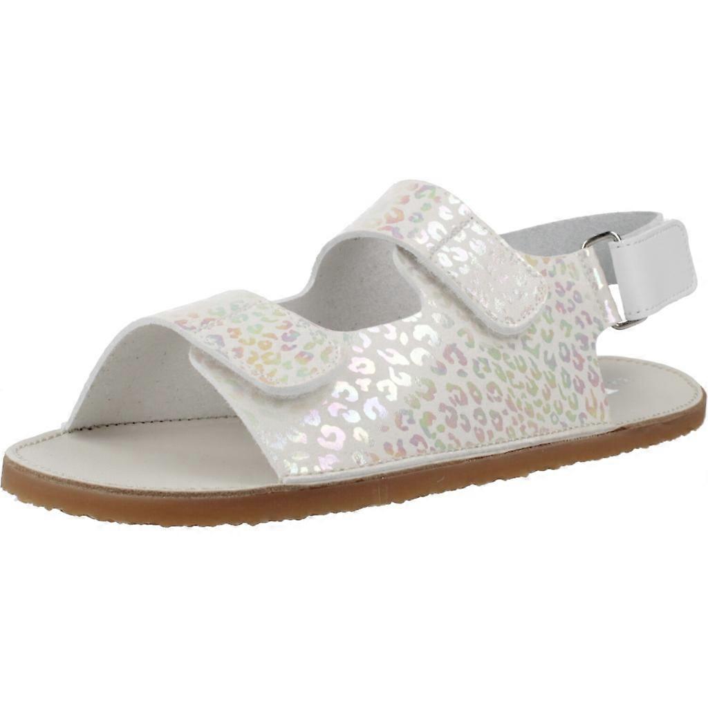 Titanitos Respectful L565 Beach