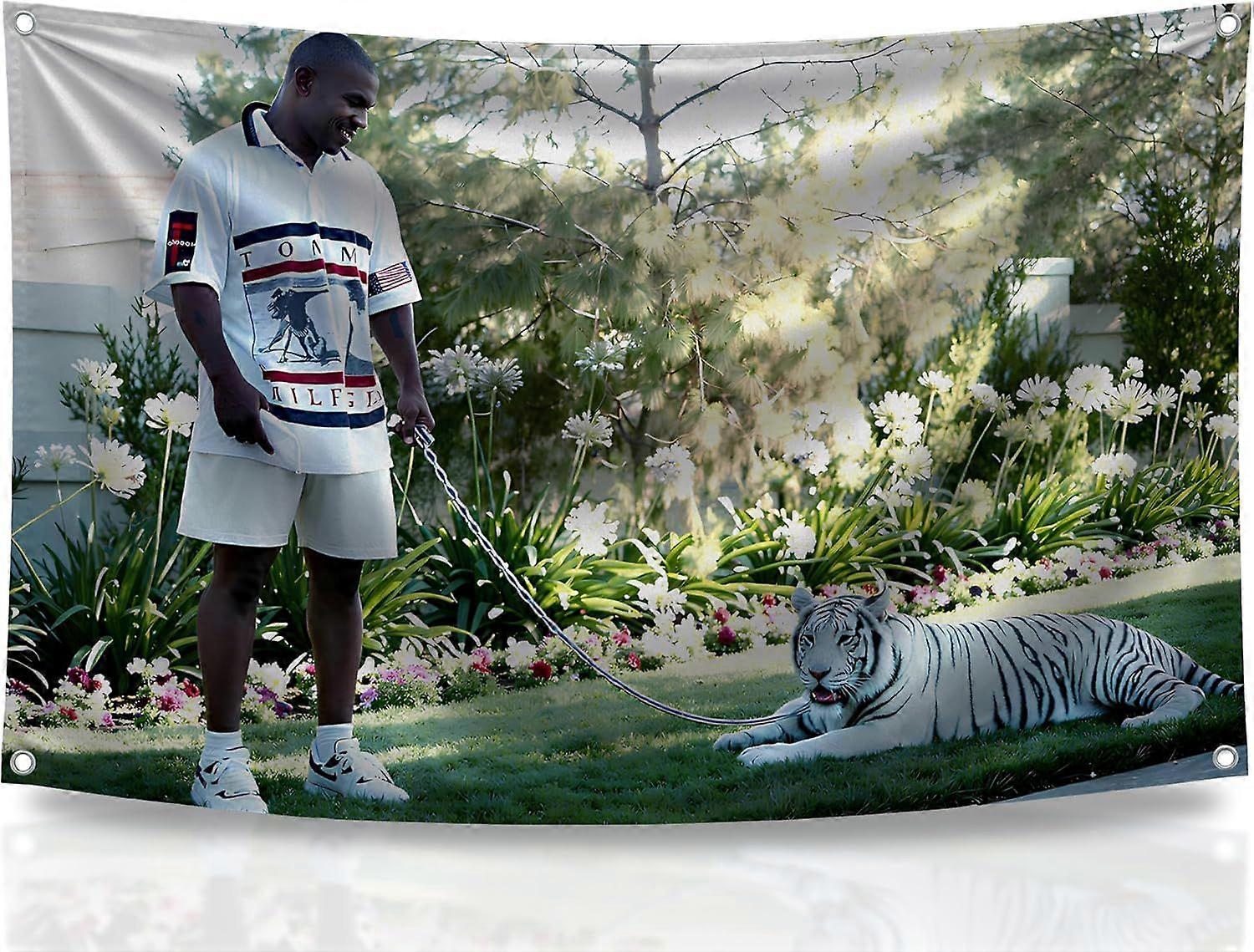 Tyson with Pet Tiger Flag IW0237