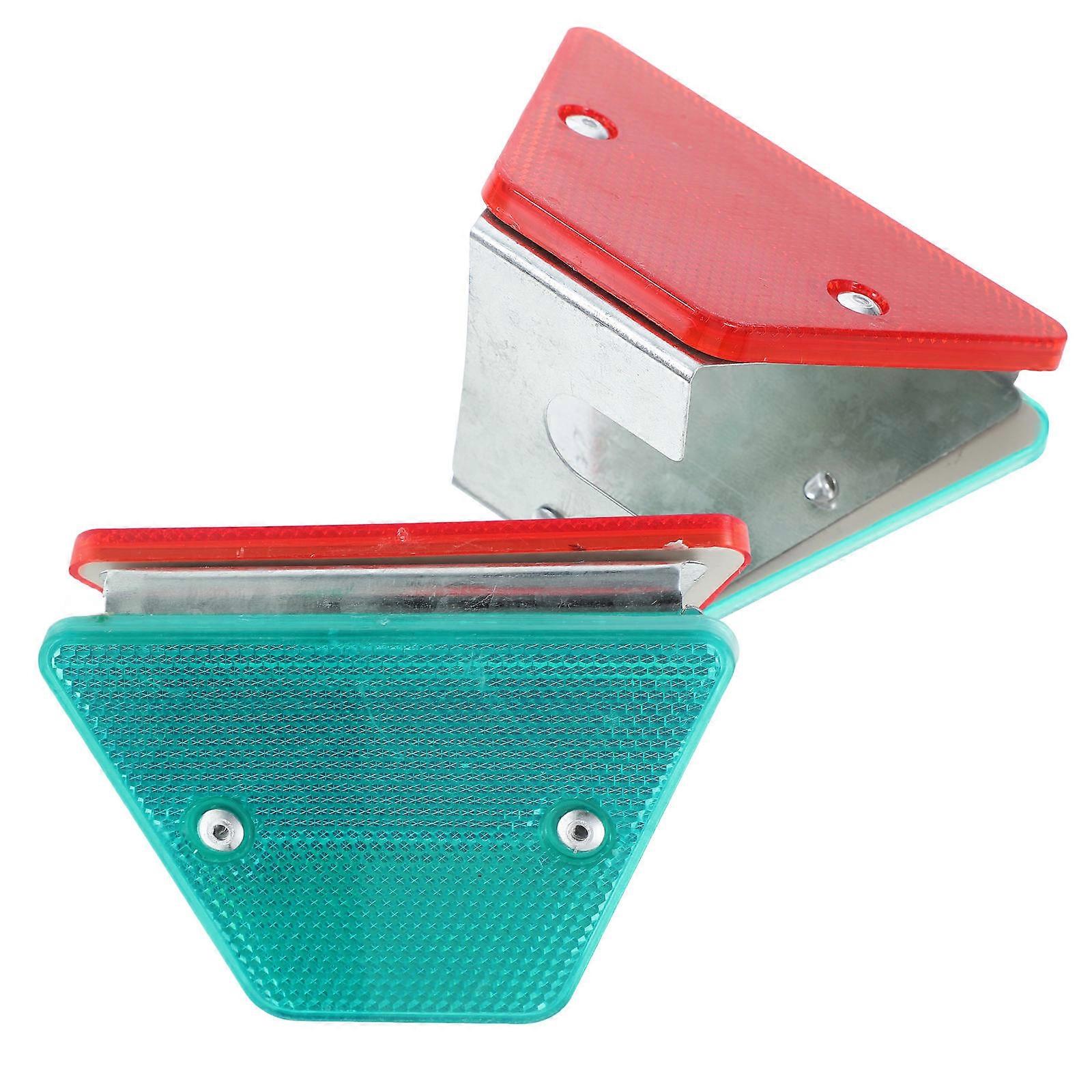 Safety Warning Trapezoid Reflective Road Markers 2Pcs Highway Visible Signs For Low-Light Conditions Using ABS Material