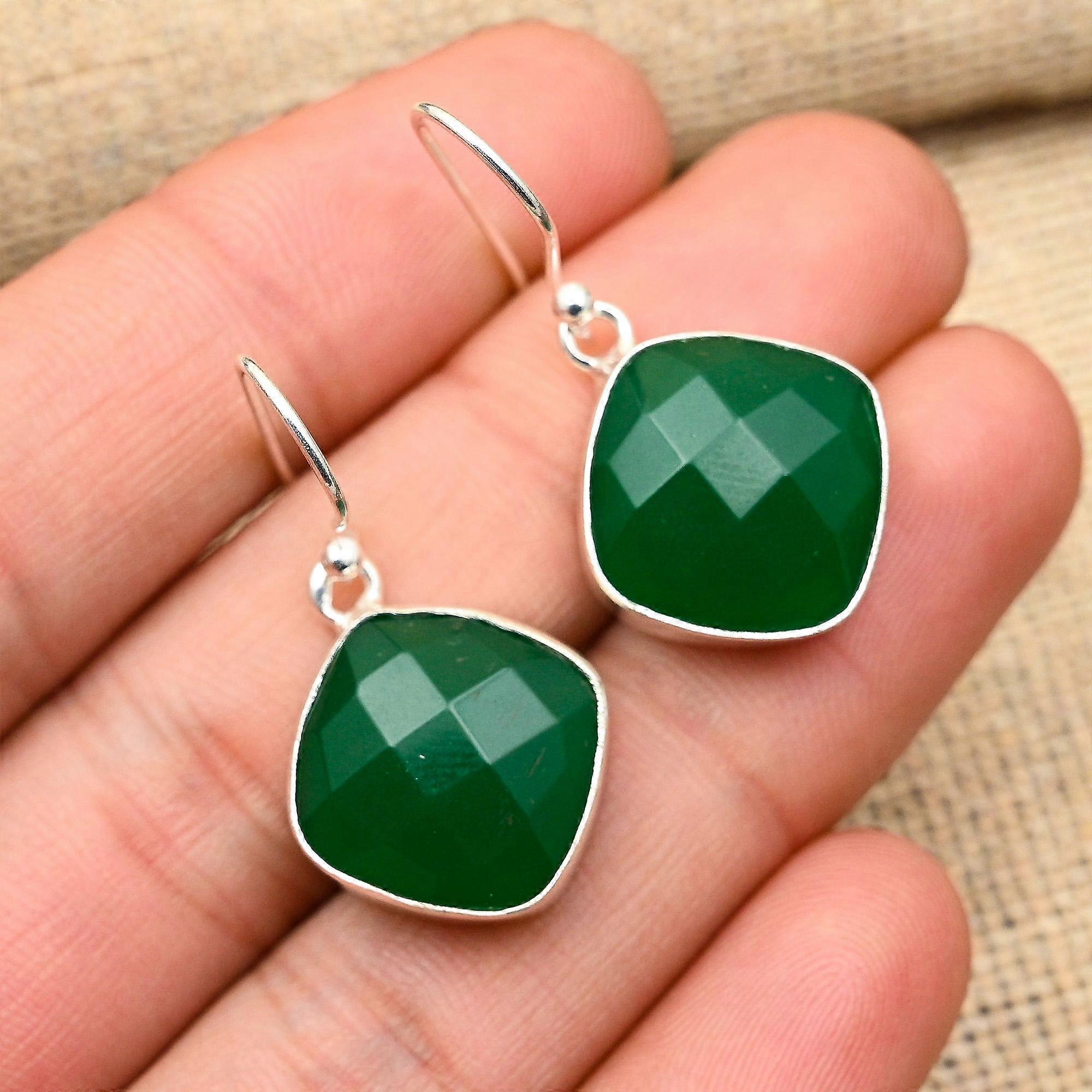 Orecchini in argento sterling 925 fatti a mano con gloriosa pietra preziosa di onice verde per lei