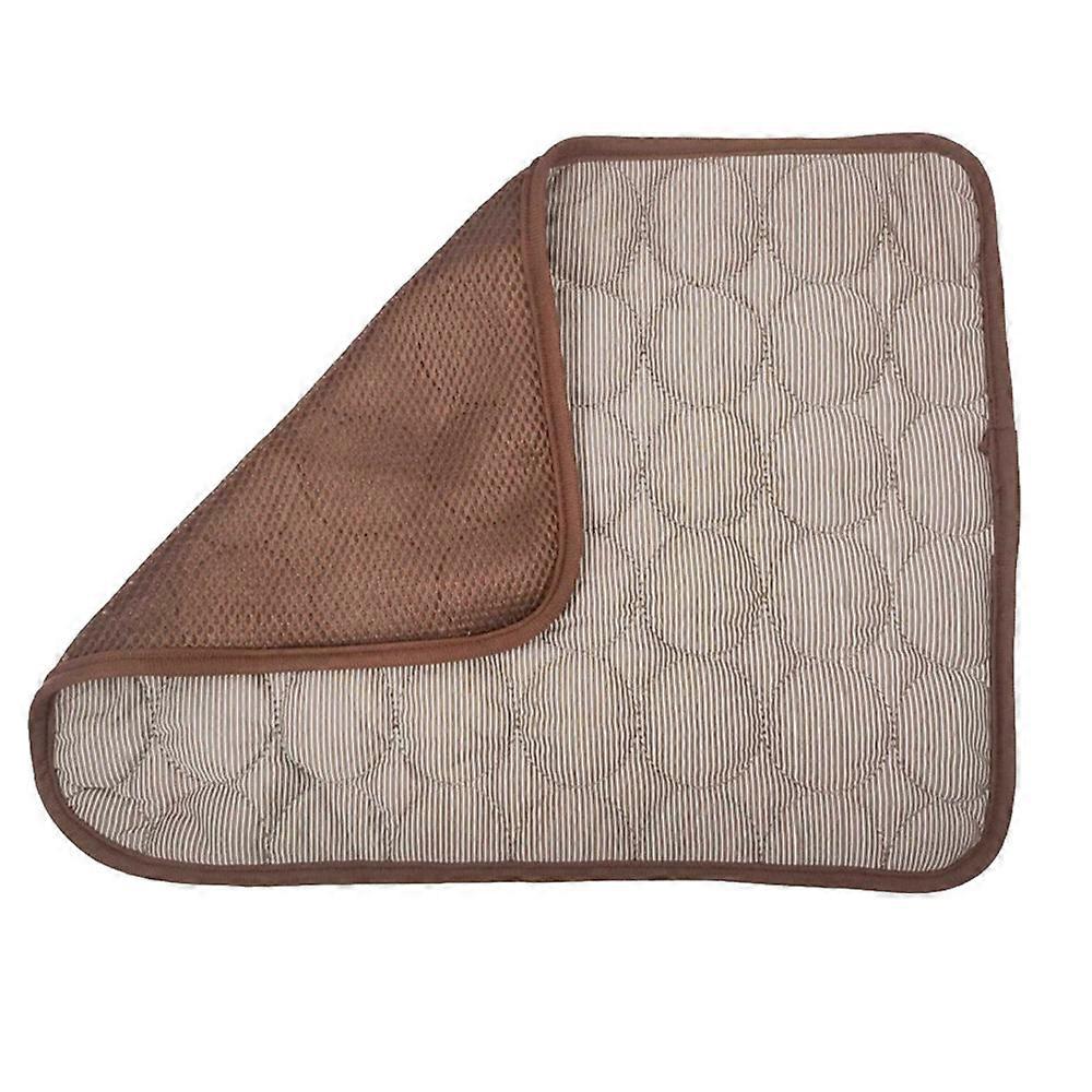 Self Cooling Mat for Pets, Ice Silk Fabric, Breathable Mesh