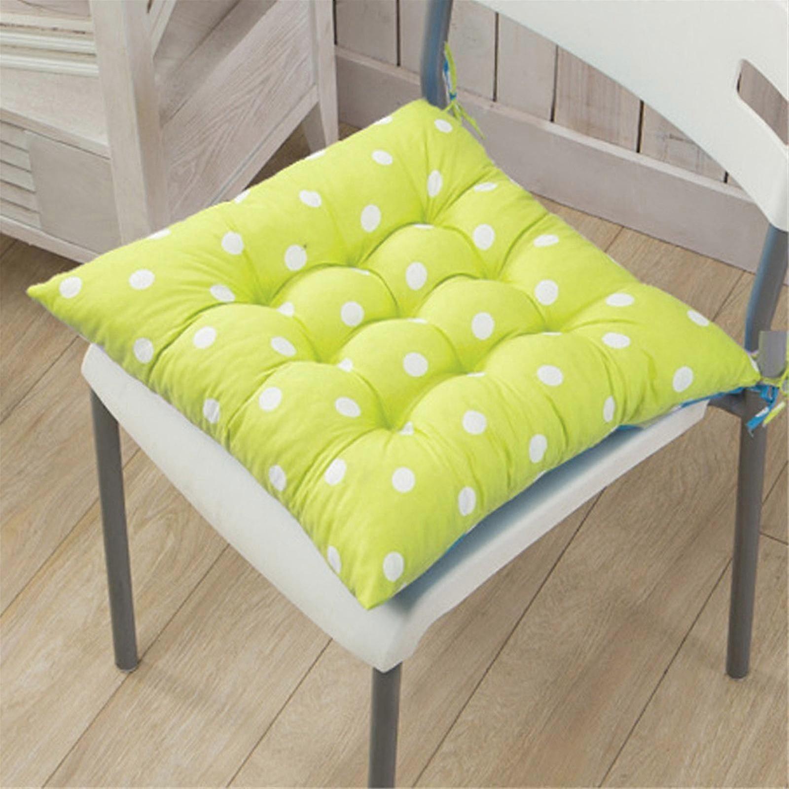 Polka Dot Patterned Chair Cushion 40x40cm for Versatile Use