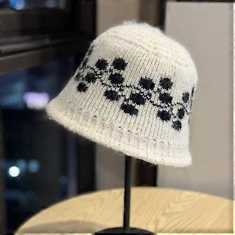 New Jacquard Knit Hat for Women, Warm and Cold-proof for Winter, Makes the Face Look Smaller, Suitable for Large Head Sizes, Korean-style Versatile