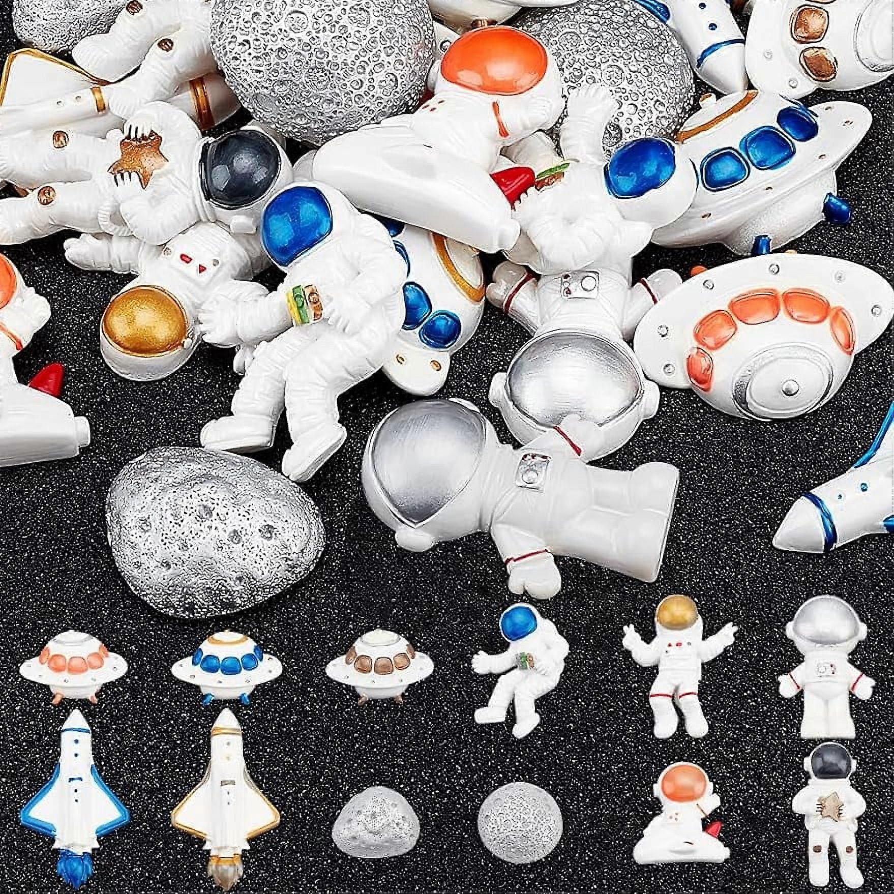 24Pcs Astronaut Series Theme Resin Fillers 12Styles Space Planet Astronaut Decoration Astronaut Resin Cabochons 3D Resin Filling Charms Astronaut Flat