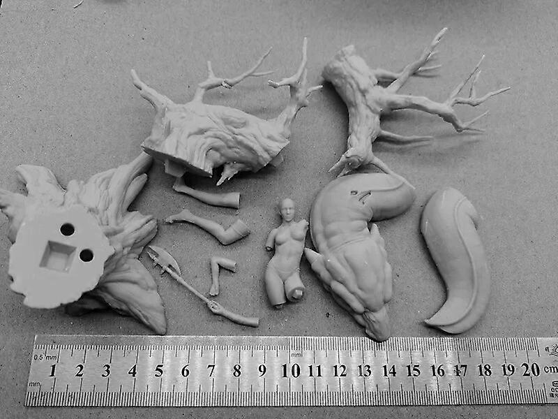 Dragon Slayer Warrior 1/24 Scale Die-cast Resin Model Kit Unassembled Diorama and Unpainted Diy Miniatures Toys
