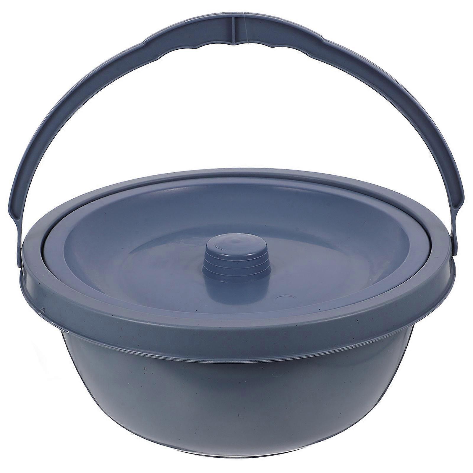 Here's a well structured product description and key features for the **Portable Urinal Chamber Pot with Leakproof Lid and Handle (PP Material)**,