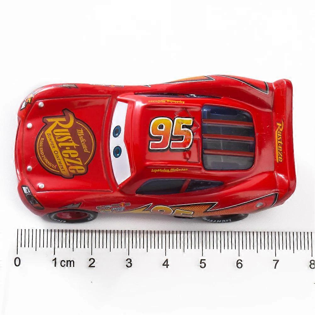 1:55 mittakaavan painevaletut leluautot, 3 kpl setti - Lightning Mcqueen, hinausauto ja ystävät