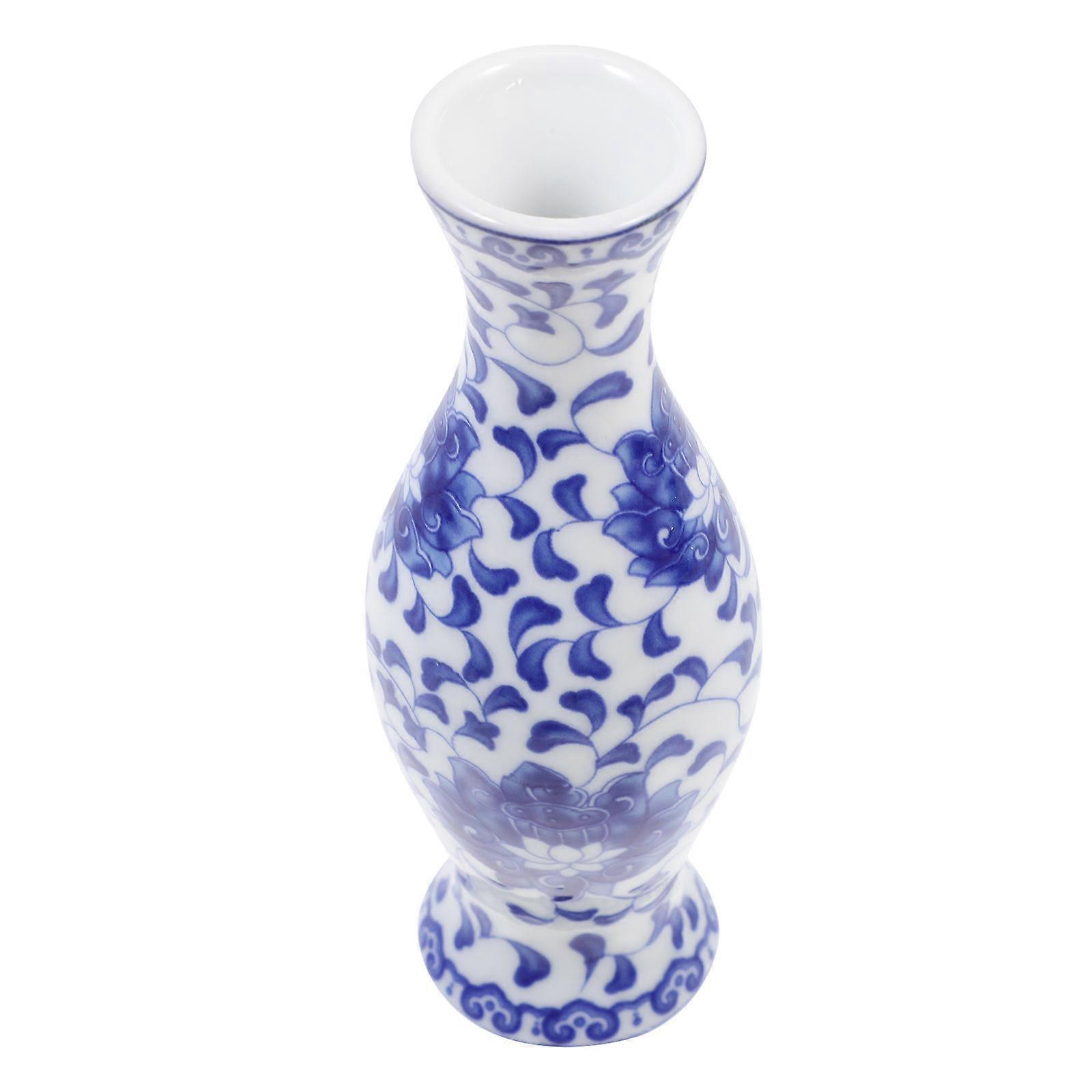 Antique Hand Painted Ceramic Vase, Chinese Ming Style Decorative Flower Container for Home Table Centerpieces and Floral Arrangements