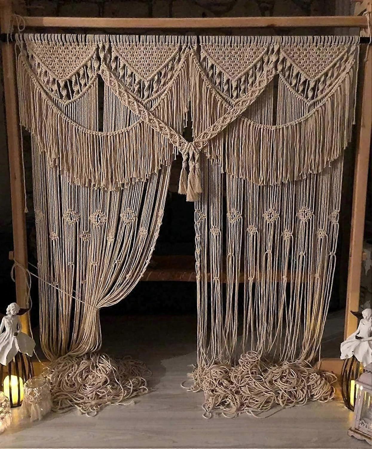 Modern Arch Hanging Tapestry in Woven Cotton