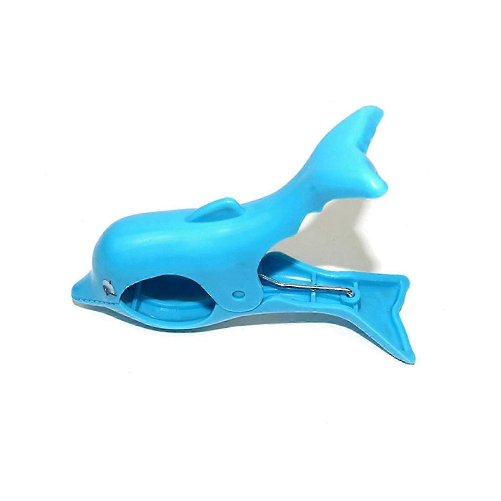 Lovely Dolphine Shape Plastic Clothes Pins