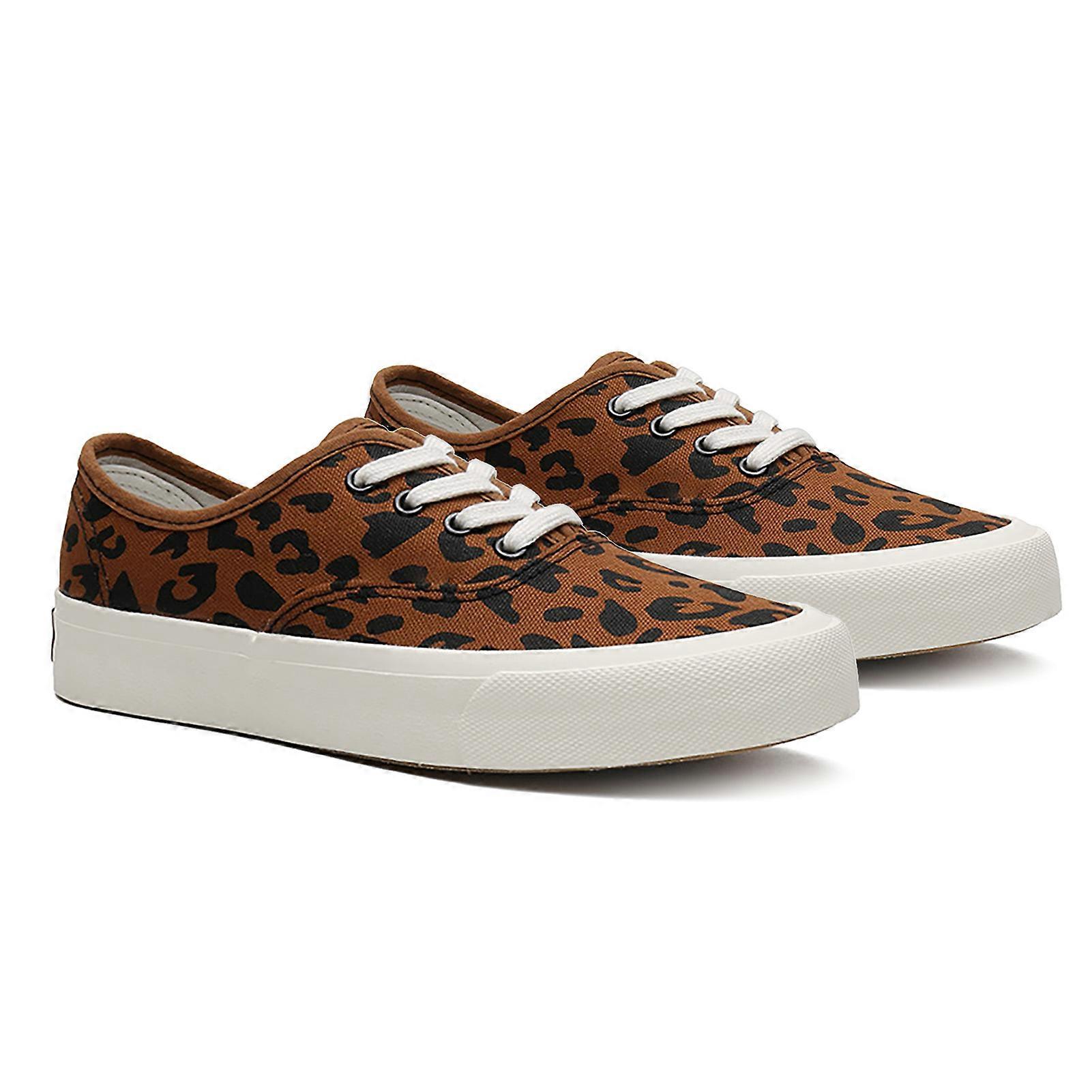 Leopard Print Canvas Shoe for Students with Rubber Sole Retro Soft Lace Up Design Casual Canvas Shoe for Dresses