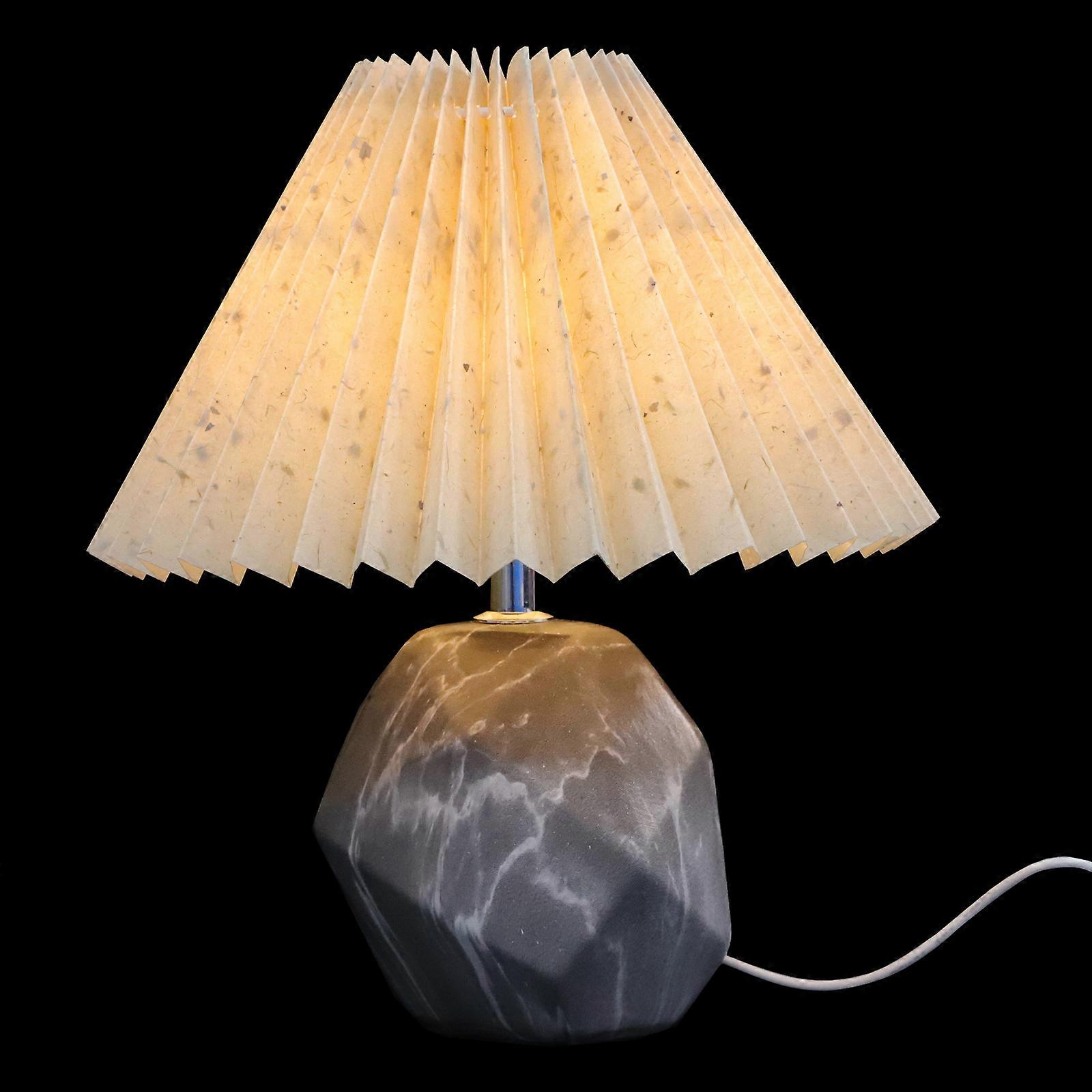 Retro Lamp Rhombus Shape Simple Style Home Decoration Plastic 1Pack