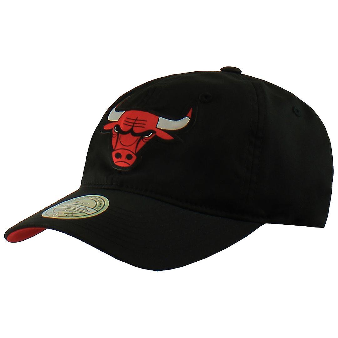 Mitchell & Ness NBA芝加哥公牛队110 FlexFit黑色可调节鸭舌帽