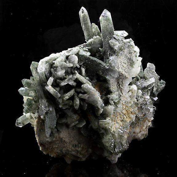 Quartz + Albite 1074.5 carats