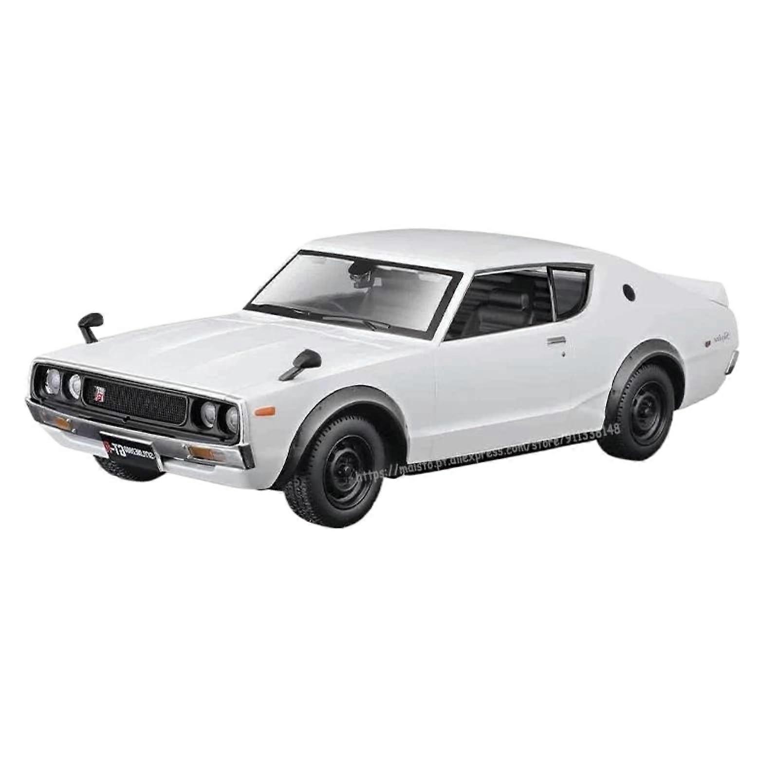 Skyline 1973 2000GT-R KPGC110 Diecast Model Car 1:24 Scale High-Detail Precision Automotive Replica