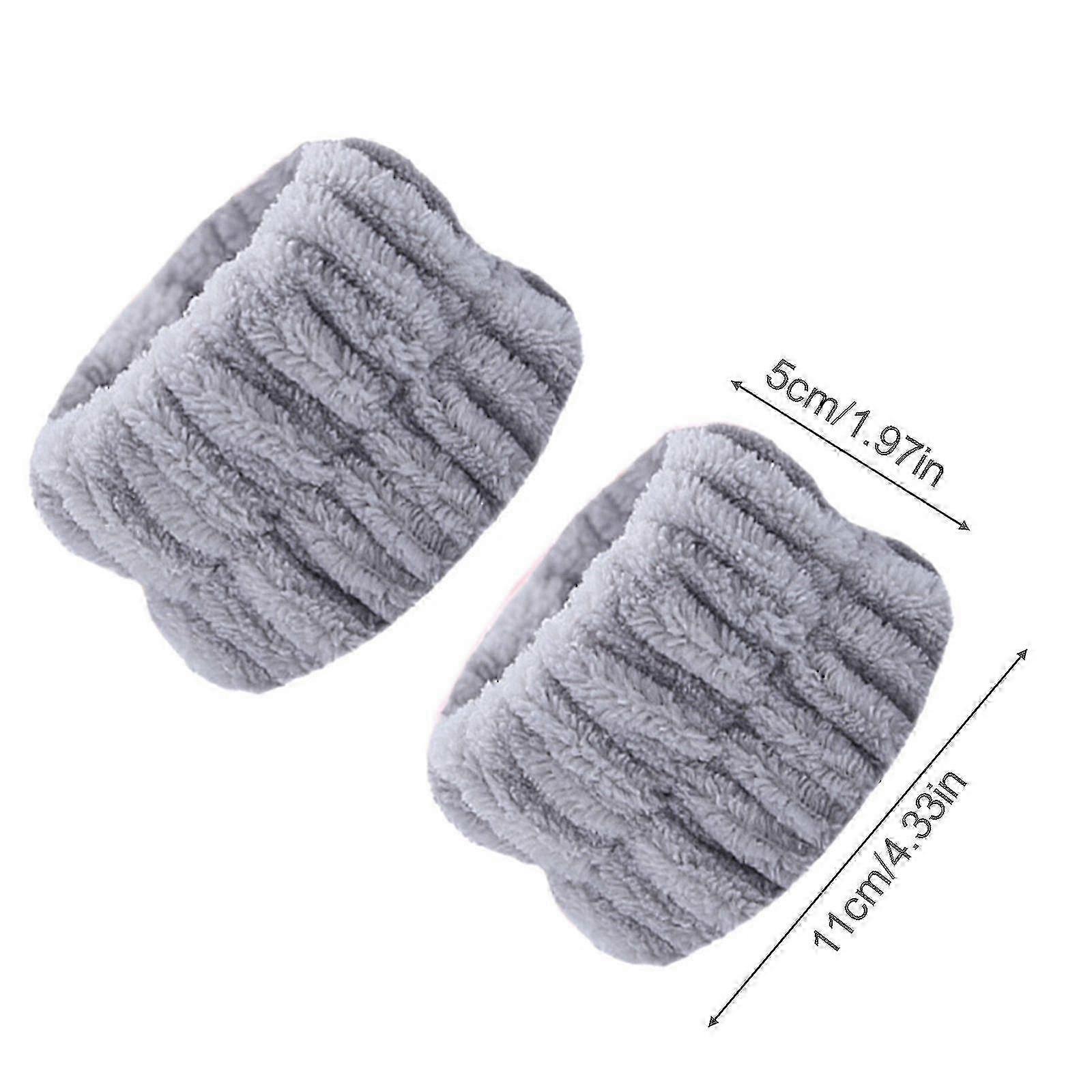 Dual-Purpose Wristlet for Face Cleansing and Makeup Application