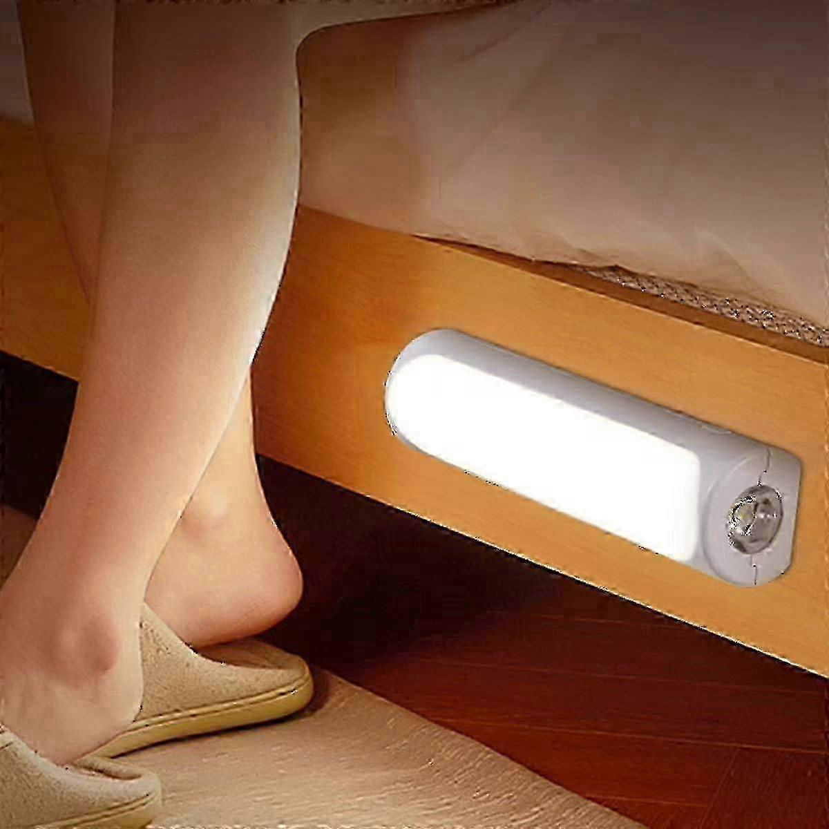 Oplaadbare LED-bewegingssensor onder de kast