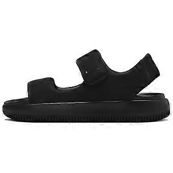 Sandália Nike Calm Triple Black Feminina FJ6043-001