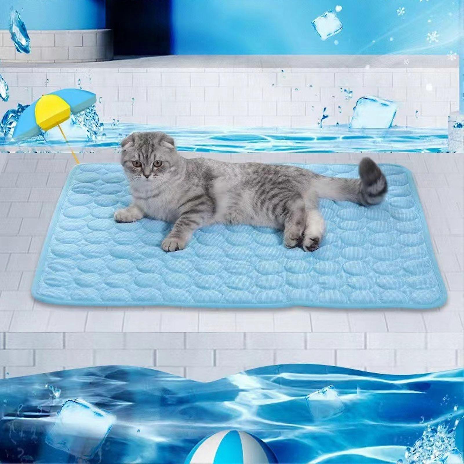 Pet Cooling Mat Heat Dissipation Breathable Comfortable Fashionable Pet Ice Pad for Summer S ( Suitable for Within 4kg / 8.8lb) Sky Blue