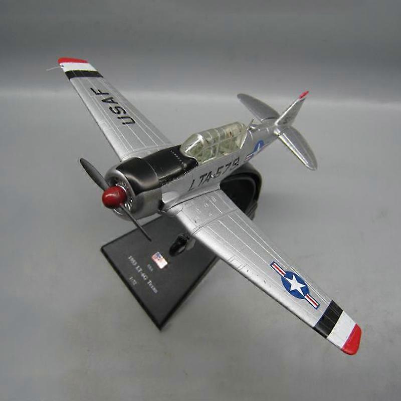 1/72 Scale USA Texas T6 Aircraft Retro propeller Airplane Model Classic Fighter Force Adult Children DisplayCollections Toy Show