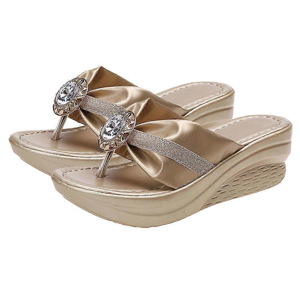 Smooth Wedge Slippers Suitable for Home and Beach, Made from