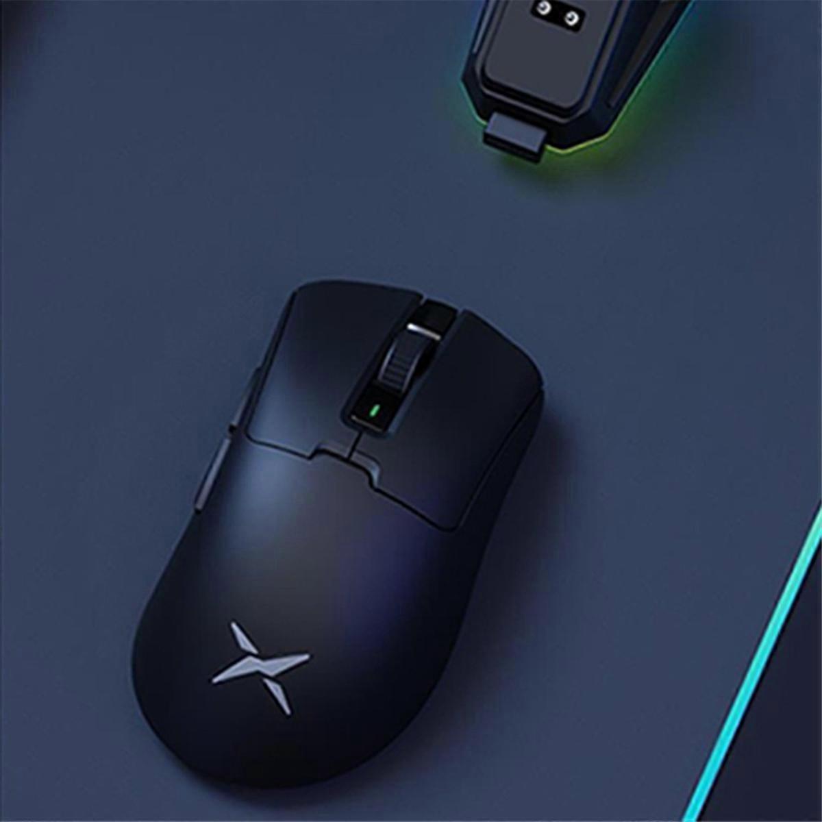 Delux M900pro Wireless Gaming Ergonomic Mouse Red