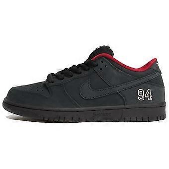 Nike Sb Dunk Low Supreme 94 Svart HQ8487-001