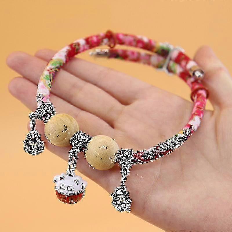 البراغيث والقراد طوق مع الكافور طارد الحشرات الأليفة قلادة