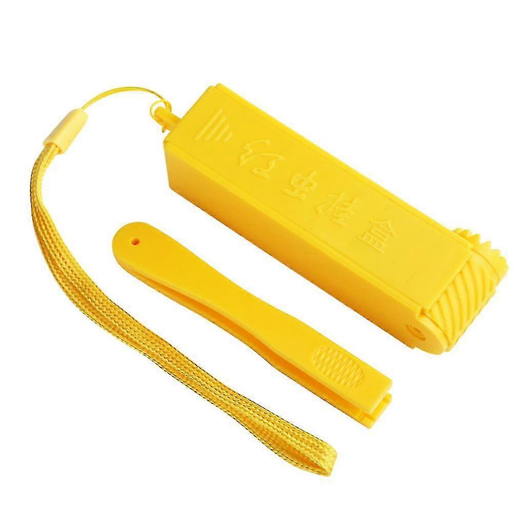 Bait Hook Device Earthworm Hanging Box Live Bait Box Red Worm Clip Box